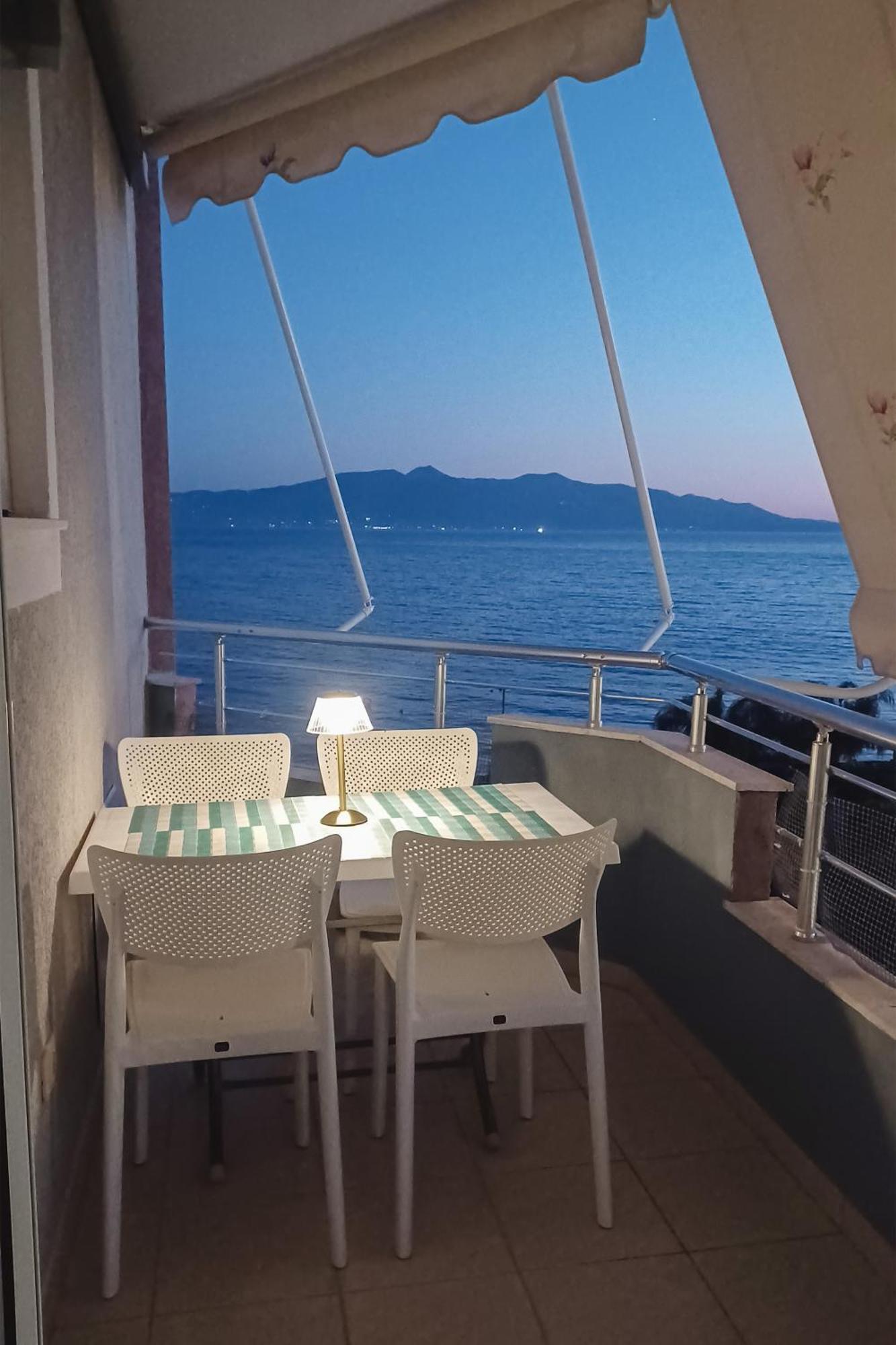 Susy Sea View Apartment Sarandë Exterior foto